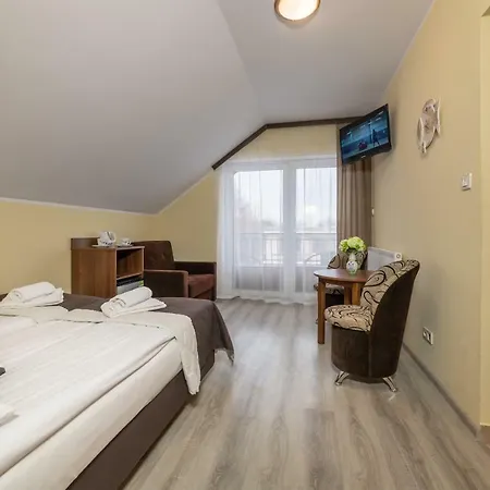 Dom Jastrzebia Z Basenem I Jacuzzi