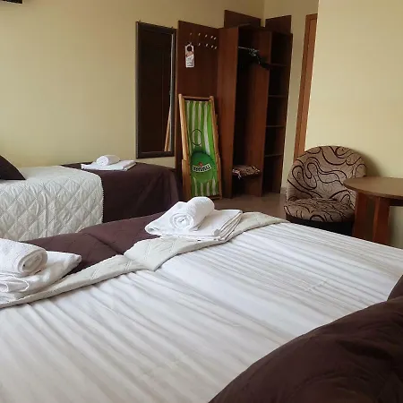 Dom Jastrzebia Z Basenem I Jacuzzi Privatunterkunft *