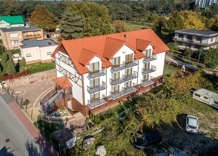 Dom Jastrzebia Z Basenem I Jacuzzi 民宿