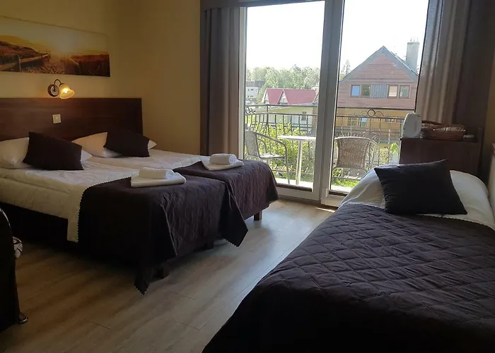 民宿 Dom Jastrzebia Z Basenem I Jacuzzi *